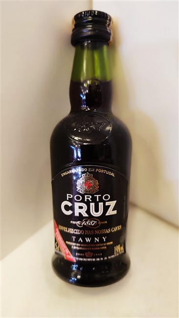 Cruz Tawny